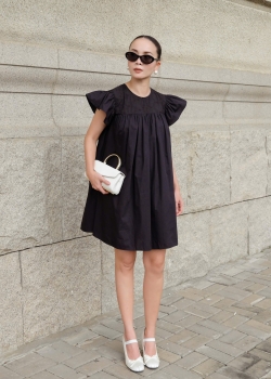 ĐẦM BABYDOLL ĐEN TAY XÒE CỔ REN