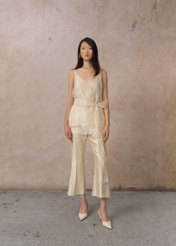ELISE CREAM WRAP TOP 